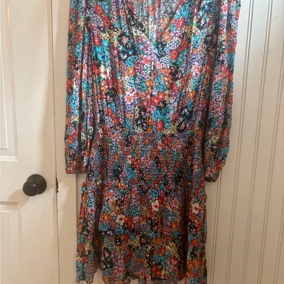 Shoshanna Vivian smocked dress floral, vibrant size 6 flowy boho - Picture 2 of 6